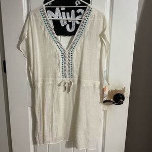 White Dress, Kona Sol